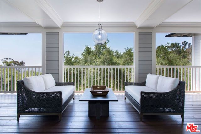 857 Picacho Lane, Santa Barbara, CA 93108