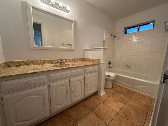719 Athenia Way, Duncanville, TX 75137