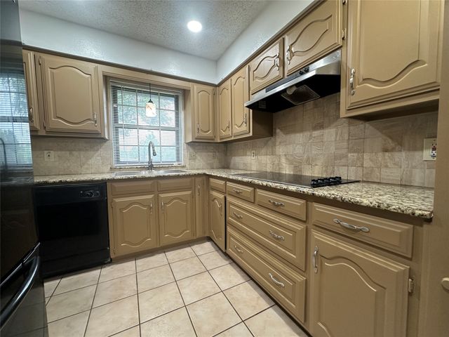 719 Athenia Way, Duncanville, TX 75137