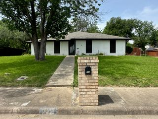 719 Athenia Way, Duncanville, TX 75137