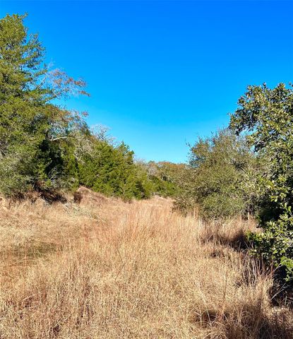 10324 Fm 530, Hallettsville, TX 77964