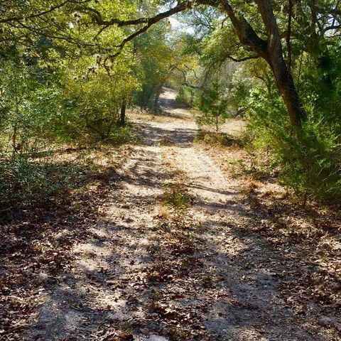 10324 Fm 530, Hallettsville, TX 77964