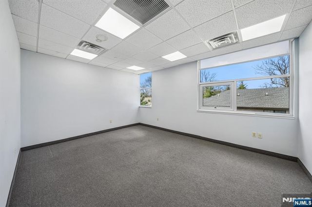 520 Sylvan Avenue, Englewood Cliffs, NJ 07632