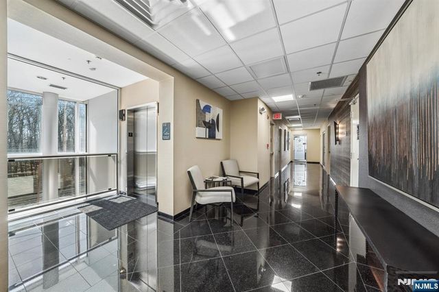 520 Sylvan Avenue, Englewood Cliffs, NJ 07632