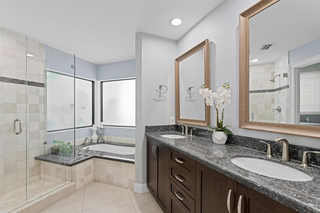 1050 Brooks Lane, Delray Beach, FL 33483