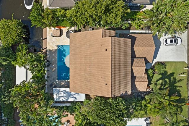 1050 Brooks Lane, Delray Beach, FL 33483