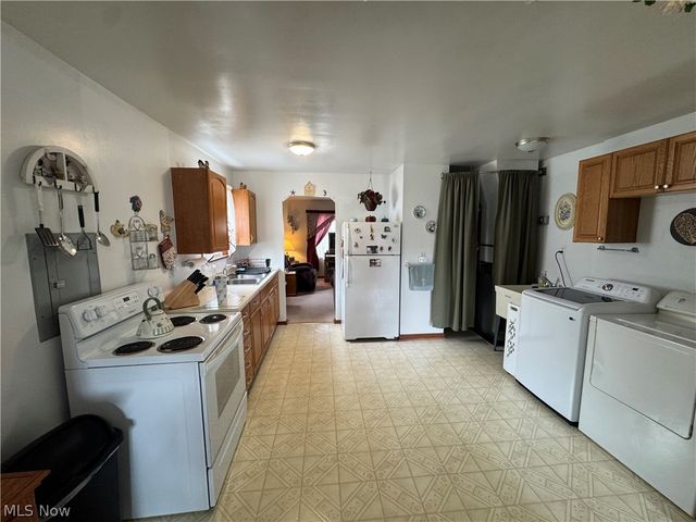34046 Sylvia Drive, Eastlake, OH 44095