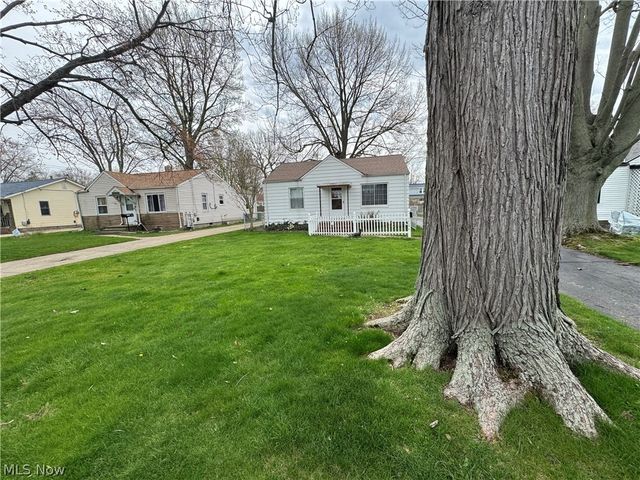 34046 Sylvia Drive, Eastlake, OH 44095