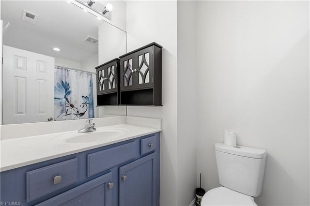 822 Creek Crossing Trail, Whitsett, NC 27377