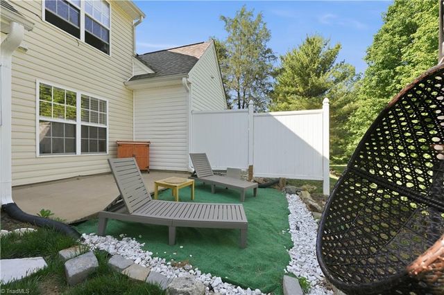 822 Creek Crossing Trail, Whitsett, NC 27377