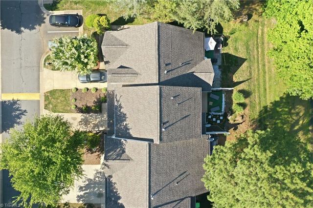 822 Creek Crossing Trail, Whitsett, NC 27377