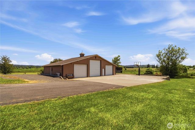 1507 S Scheuber Road, Centralia, WA 98531
