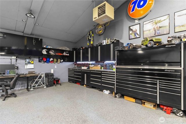 1507 S Scheuber Road, Centralia, WA 98531