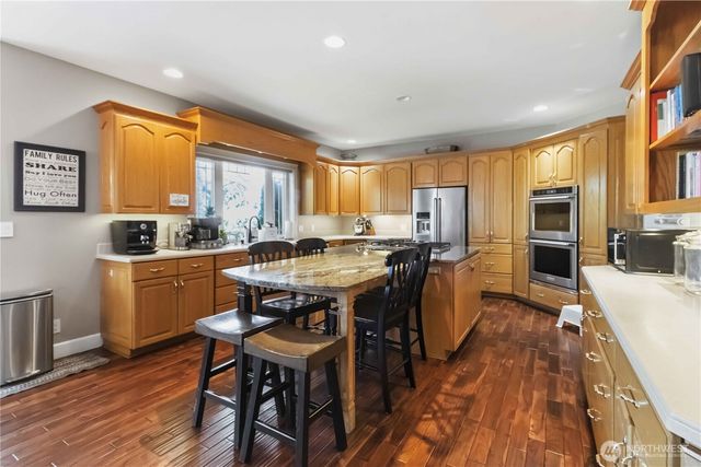 1507 S Scheuber Road, Centralia, WA 98531