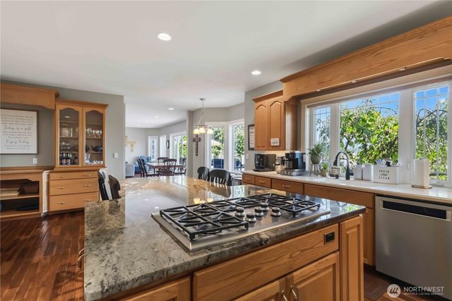 1507 S Scheuber Road, Centralia, WA 98531