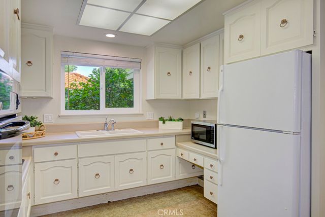 784 Via Los Altos B, Laguna Woods, CA 92637