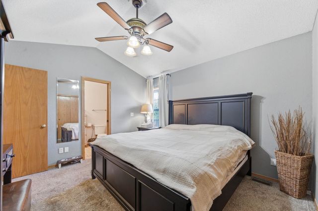 849 S Sunset Cir, Andover, KS 67002