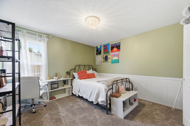 849 S Sunset Cir, Andover, KS 67002