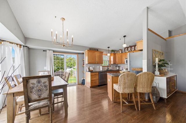 849 S Sunset Cir, Andover, KS 67002