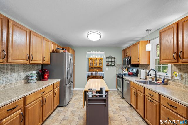 43 Palmer Drive, Meriden, CT 06450