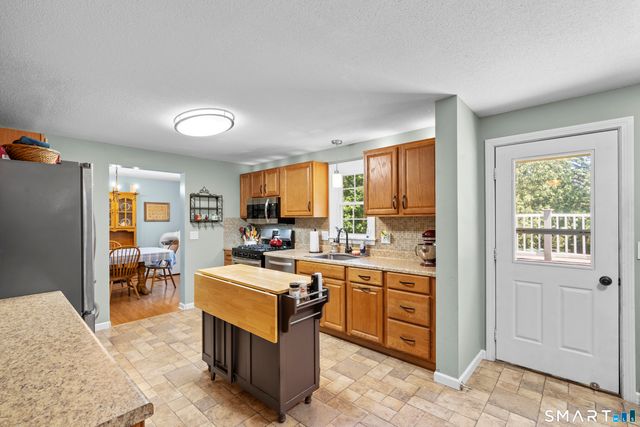 43 Palmer Drive, Meriden, CT 06450
