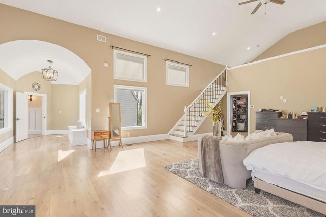 50 FAIRVIEW RD, Penn Valley, PA 19072