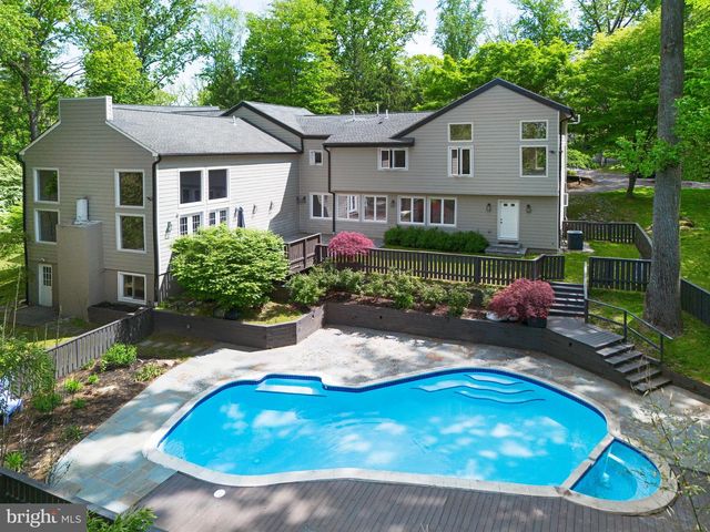 50 FAIRVIEW RD, Penn Valley, PA 19072