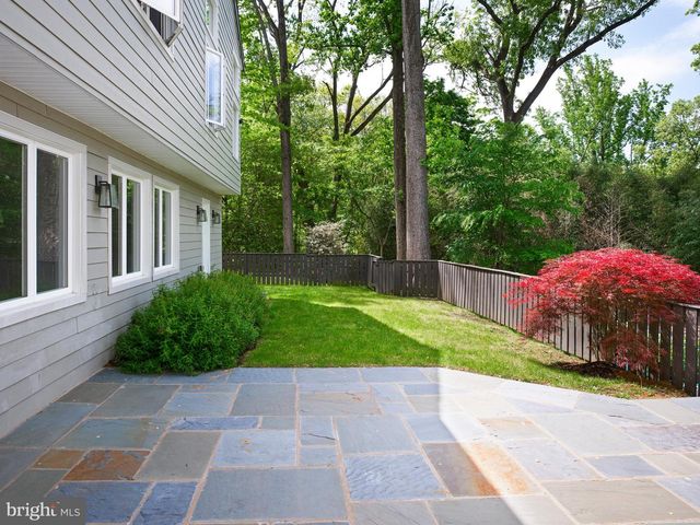 50 FAIRVIEW RD, Penn Valley, PA 19072