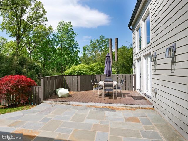 50 FAIRVIEW RD, Penn Valley, PA 19072