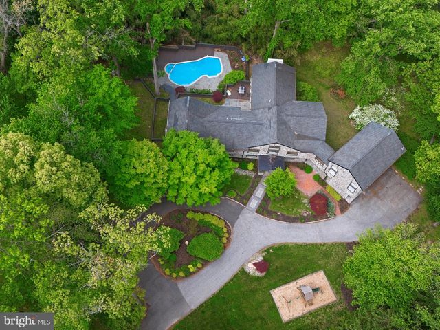 50 FAIRVIEW RD, Penn Valley, PA 19072