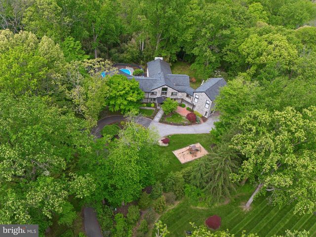 50 FAIRVIEW RD, Penn Valley, PA 19072