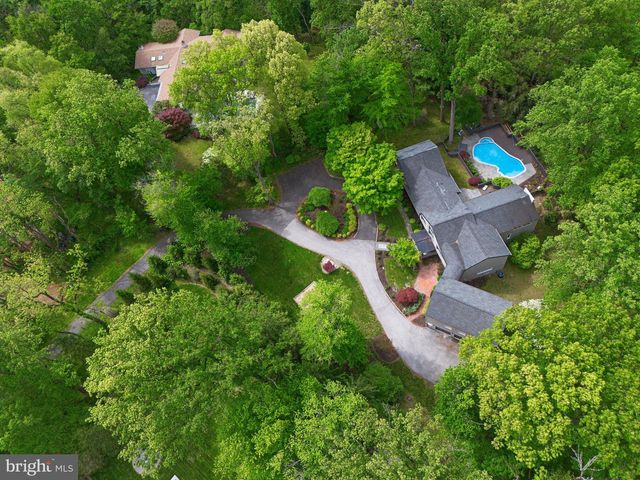 50 FAIRVIEW RD, Penn Valley, PA 19072
