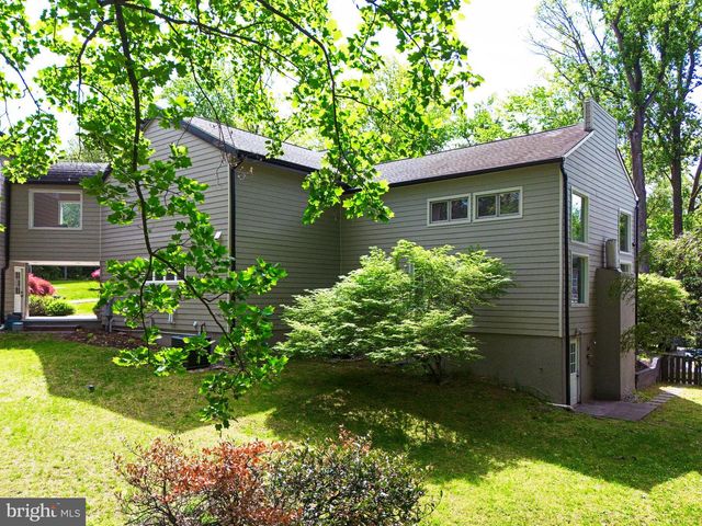 50 FAIRVIEW RD, Penn Valley, PA 19072