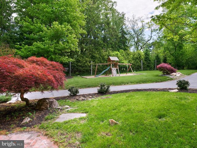 50 FAIRVIEW RD, Penn Valley, PA 19072