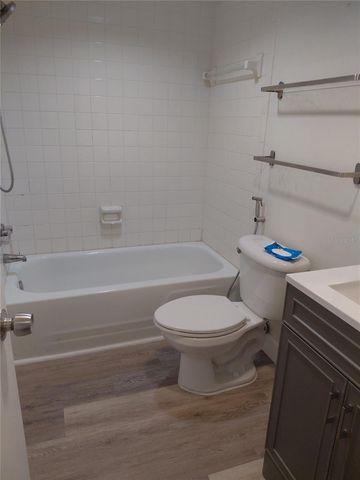 4725 JOSEPH COURT 229, Tampa, FL 33614