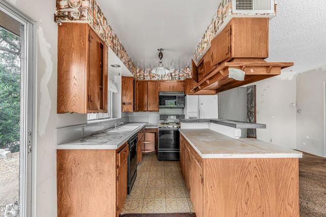 11270 N Ventura Avenue, Ojai, CA 93023