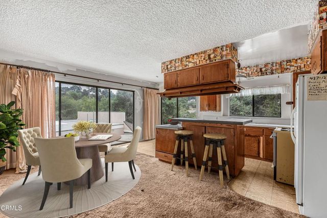 11270 N Ventura Avenue, Ojai, CA 93023