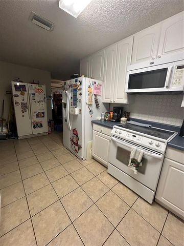 5405 1ST STREET NE, St Petersburg, FL 33703