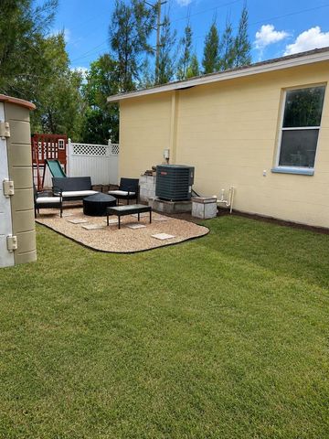 5405 1ST STREET NE, St Petersburg, FL 33703