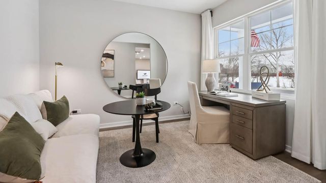 153 Cressmoor Boulevard, Hobart, IN 46342