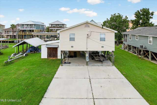 4031 Bank Street, Bay Saint Louis, MS 39520
