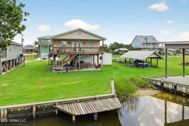 4031 Bank Street, Bay Saint Louis, MS 39520