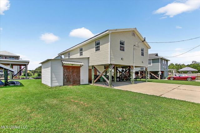4031 Bank Street, Bay Saint Louis, MS 39520