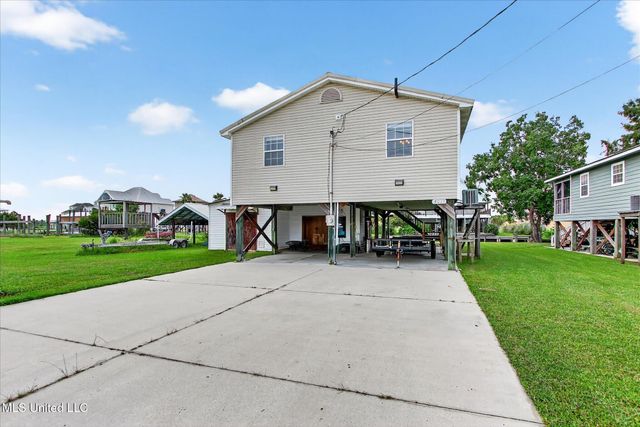 4031 Bank Street, Bay Saint Louis, MS 39520