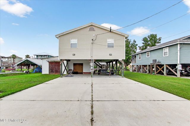 4031 Bank Street, Bay Saint Louis, MS 39520