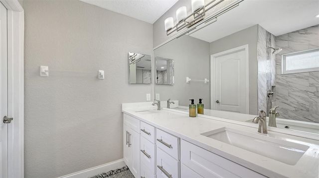 7086 CHATUM LIGHT RUN, Bradenton, FL 34212