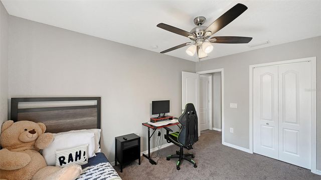 7086 CHATUM LIGHT RUN, Bradenton, FL 34212