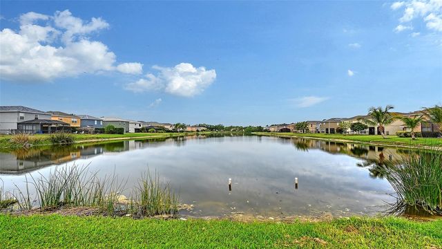 7086 CHATUM LIGHT RUN, Bradenton, FL 34212