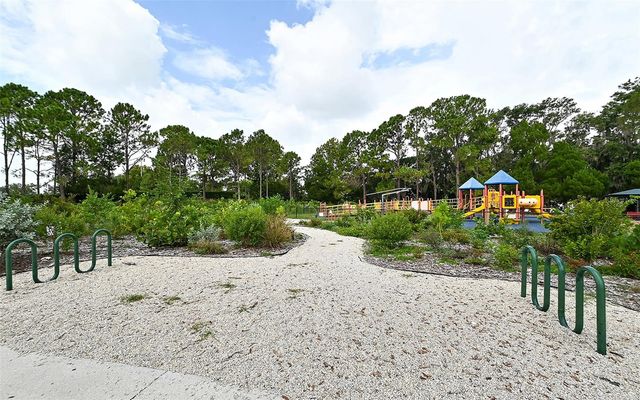 7086 CHATUM LIGHT RUN, Bradenton, FL 34212