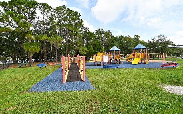 7086 CHATUM LIGHT RUN, Bradenton, FL 34212